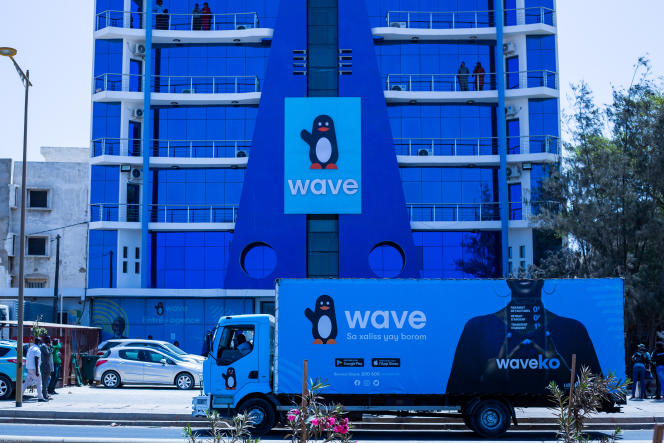 Wave réclame ses 2 milliards à la Poste