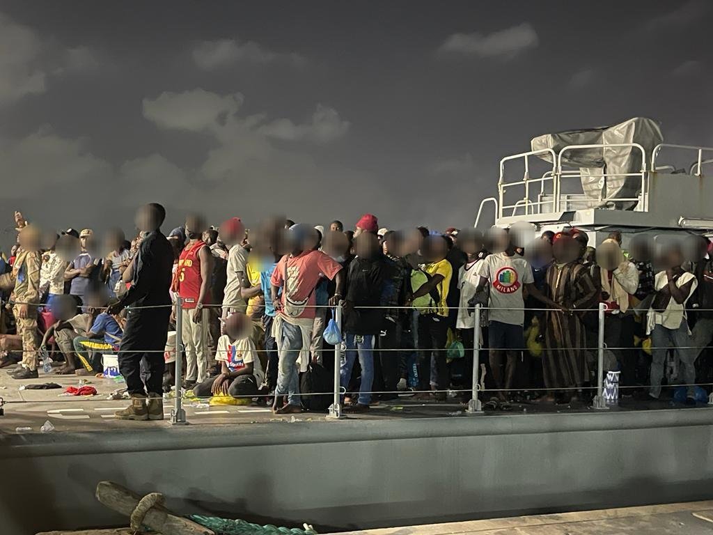 Deux autres pirogues de 262 migrants arraisonnées par la Marine sénégalaise, 605 personnes interceptées entre jeudi et samedi