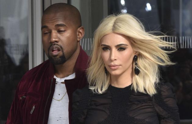 Kanye West poste des photos de Kim Kardashian nue...