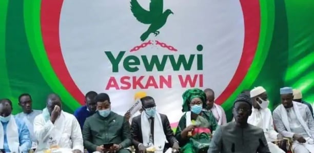 Les députés Taxawu Sénégal quittent le groupe parlementaire de Yewwi Askan Wi