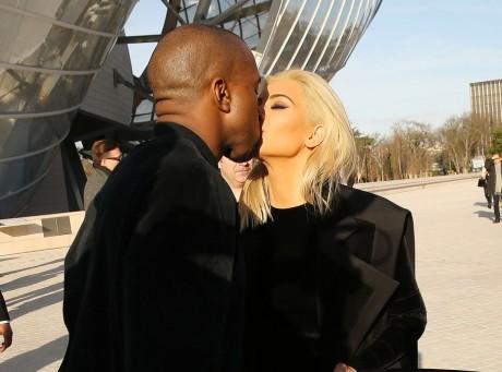 La vdm People : "Trop de sexe pour tomber enceinte" !