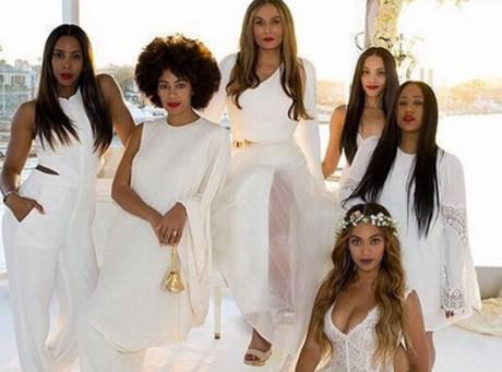 Beyoncé : parfaite demoiselle d'honneur au mariage de sa mère, Tina Knowles !