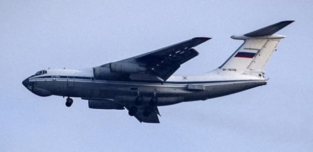 Un avion militaire russe s'écrase avec 65 prisonniers ukrainiens à bord