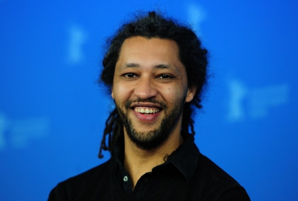 Alain Gomis présente à Mbagnick Ndiaye son projet de film