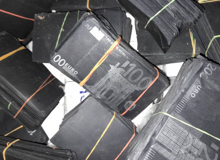 Douanes Sénégalaise : Saisie de billets noirs d’une contrevaleur de 05 milliards CFA à Goudomp