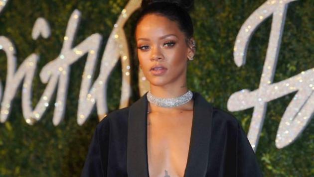 Rihanna : sexy et provocante dans les rues de Los Angeles