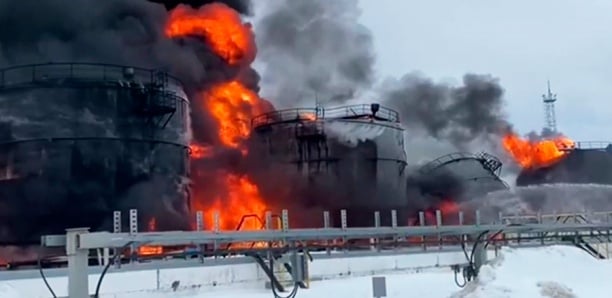 Russie : des sites énergétiques en feu après des attaques de drones (autorités)