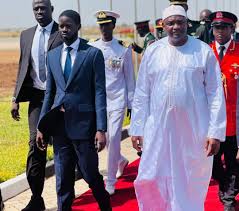 Les douanes gambiennes renoncent à la hausse des droits prélevés sur le ciment sénégalais