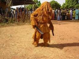 Goudomp : un ”Kankourang” mortellement fauché par un véhicule à Samine