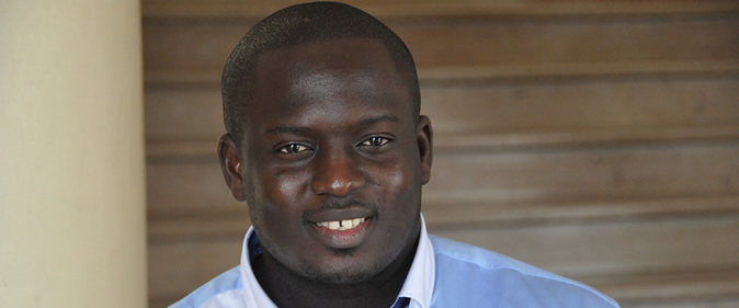 Aziz Ndiaye prêt à monter l'affiche « Yékini - Bombardier»