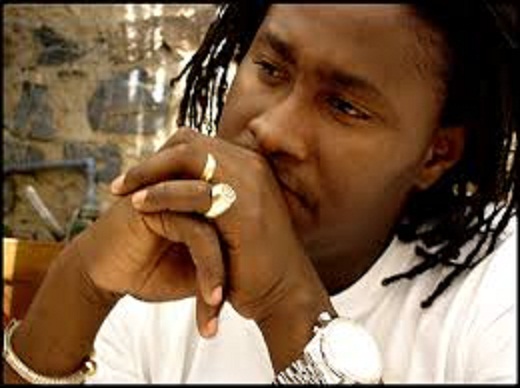 Dj Awadi (artiste) : « L’université est gangrénée par la politique et les groupuscules religieux »