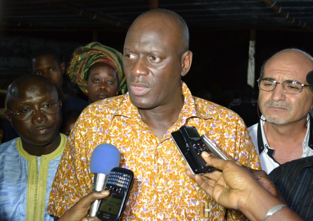 Coupe du Sénégal: Le ministre Benoit Sambou débourse un million de FCFA plus des vivres pour des supporters