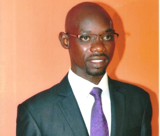 La forêt qui tente de se cacher honteusement derrière l’arbre 