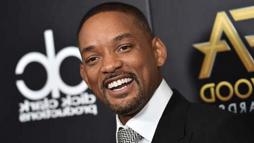 Will Smith revient au rap et annonce une tournée L'acteur américain Will Smith a confirmé son retour à ses premières amours, le rap, en annonçant une prochaine tournée lors d'une interview télévisée.