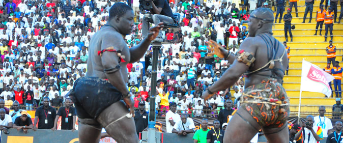 Pape Abdou Fall vise le combat Gris Bordeaux / Modou Lo : "Les négociations avancent"