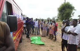 Une collision entre un camion frigorifique et un bus fait 3 morts et plusieurs blessés