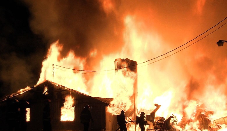 Dernière minute à Mbour: Un incendie emporte huit maisons et tue une fille de 07 ans