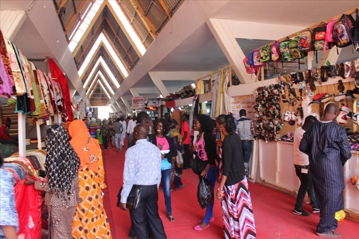 Fidak 2015 : Démarage timide, des stands installés en retard