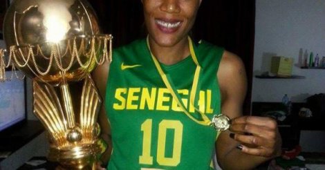 Basketball - Equipe nationale: Astou Traoré entretient le flou sur son avenir