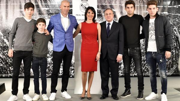 Football: Zinédine Zidane nouvel entraîneur du Real Madrid
