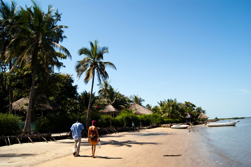 UN RAPPORT ÉVALUE À 300 MILLIARDS L’APPORT DU TOURISME À L’ÉCONOMIE SÉNÉGALAISE