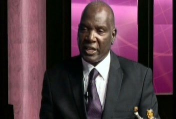 La position du chef de l’Etat, MackySall de respecter l’avis du conseil constitutionnel, a été hautement saluée par les Apéristes de Ziguinchor. Dans une déclaration, le chargé de communication du parti présidentiel dans la capitale sud du pays pense