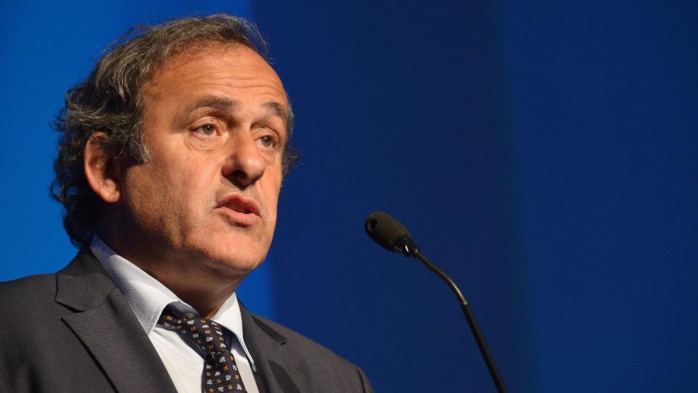 Michel Platini saisit le TAS Michel Platini va saisir le Tribunal arbitral du sport (TAS), plus haute juridiction sportive, pour contester le maintien de sa suspension, réduite de huit à six ans, décidé en appel par la justice interne de la FIFA, a-t