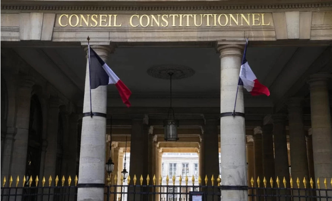 Le Conseil constitutionnel rejette la possibilité de convoquer des magistrats à l’Assemblée nationale