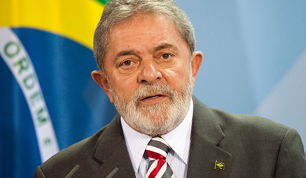 BRÉSIL : L'ex-président Lula arrêté et placé en garde à vue