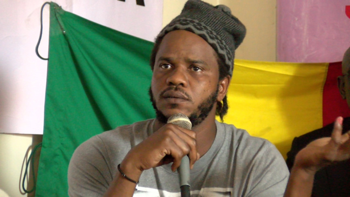 « Front Ñaani Bañna » : Thiat traite le projet de constitution de « chiffon » et prend la défense de Fadel Barro