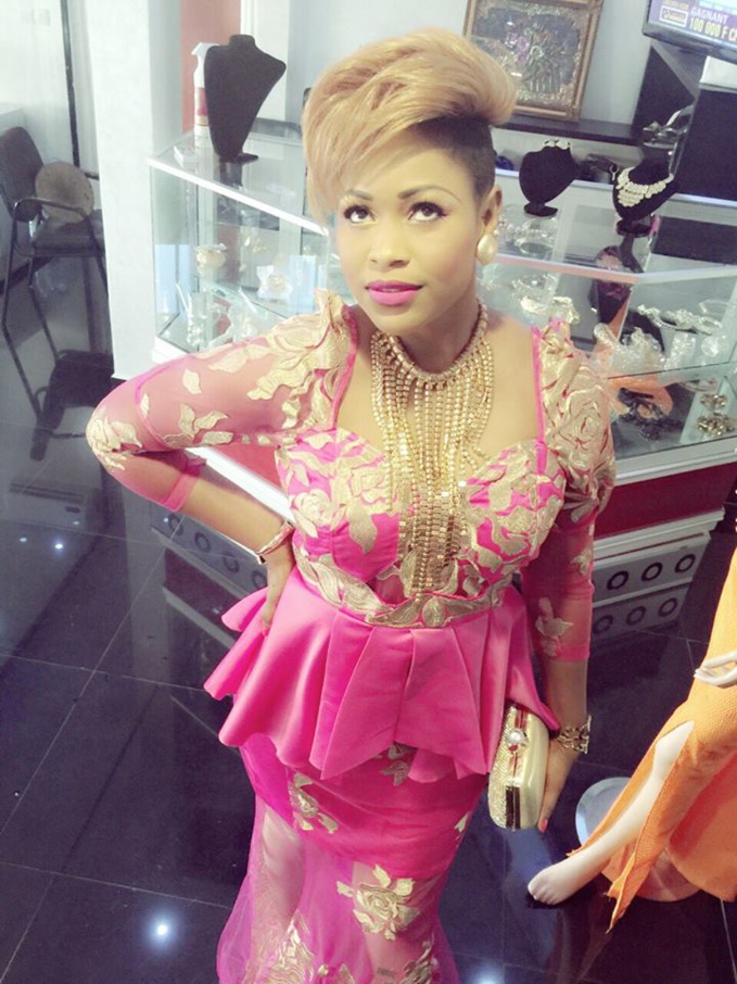 Devenue "niarel" à 18 ans: GuiGui raconte l'histoire de son mariage raté