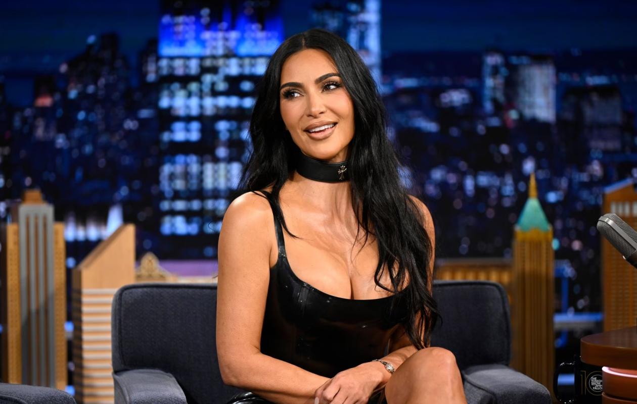 «Tous des menteurs» : Kim Kardashian s'en prend aux voyants qui lui avaient assuré qu'elle réussirait à passer le barreau