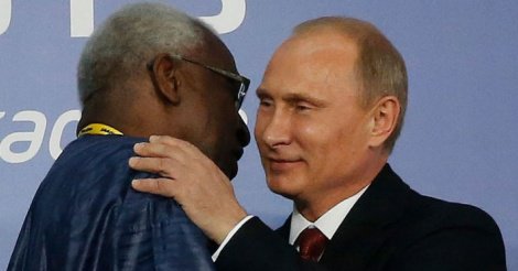 RUSSIE – Lamine et Papa Massata Diack élevés au grade de l’Ordre de l’Ours