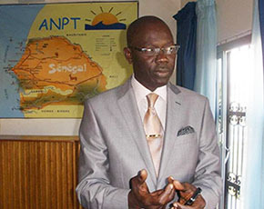Tourisme et politique : Les discours, les promesses et les faits.  