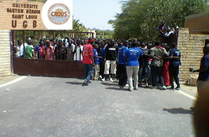 Université de Saint-Louis : les étudiants suspendent les cours pour 24 heures et menacent de durcir le mouvement