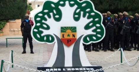 Pourquoi les élèves-surveillants de prison ont été renvoyés