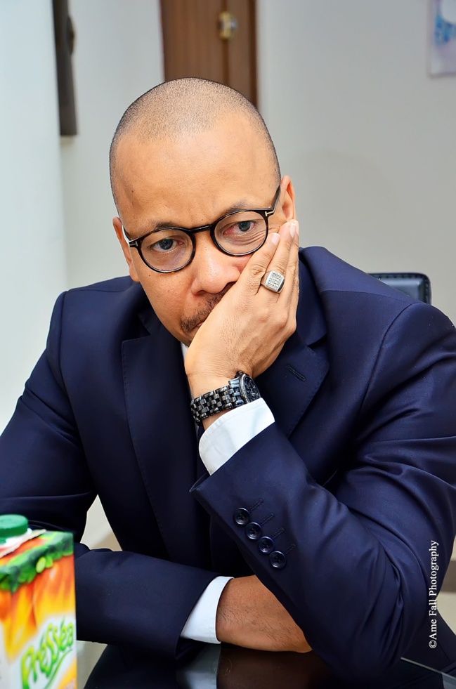 Souleymane Jules Diop, le tisserand, invente pour rester avec Macky