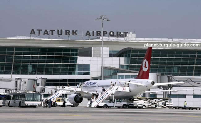 Turquie : explosion et fusillade à l'aéroport Atatürk d'Istanbul (médias turcs)