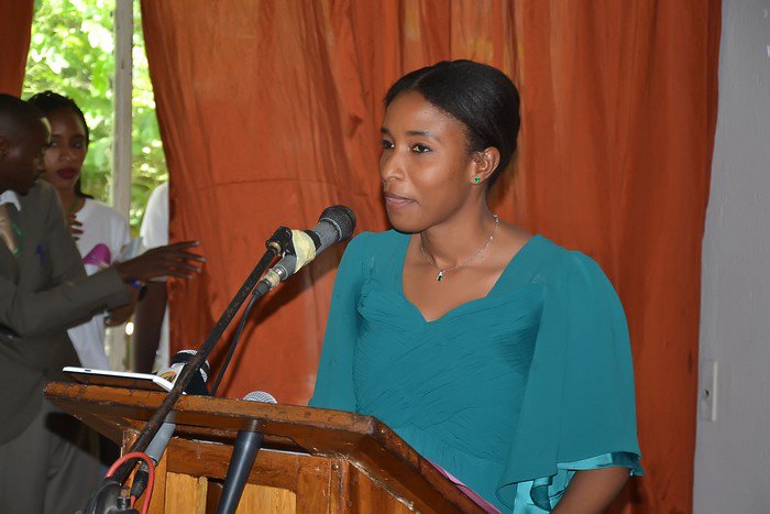 DE GRÂCE MONSIEUR LE PRÉSIDENT…