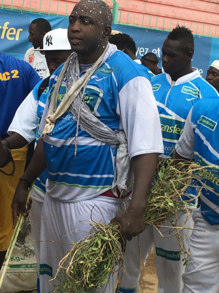 Lutte – Arrivée de Lac De Guiers 2 au stade Demba Diop