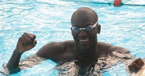 Mbaye Niane améliore le record national du 100 m nage libre