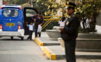 PÉROU : Un policier corrompu, surpris en flagrant délit, avale le billet