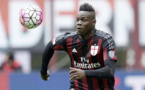 Mario Balotelli signe à Nice