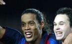 Iniesta raconte l’incroyable mensonge de Ronaldinho aux joueurs du Barca