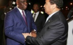 Mohamed Ould Abdel Aziz rentre chez lui, Macky retourne au palais