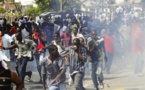 Manifestation de l’Opposition devant l’Assemblée: Déjà deux arrestations !