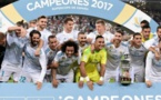 Supercoupe d'Espagne : Zidane et le Real au 7e ciel, le Barça en enfer