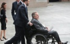 L'ex-président Bush hospitalisé au lendemain des obsèques de son épouse (porte-parole)