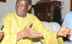 Khalifa Sall va honorer Mamadou Diop (Le Maire)