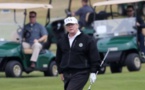 Donald Trump joue au golf pendant les obsèques nationales de John McCain